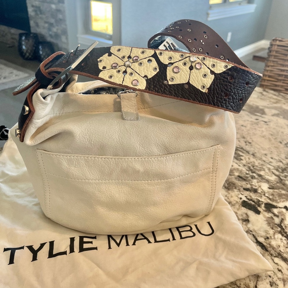 Tylie Malibu Classic Flower Shoulder Strap Sparkles